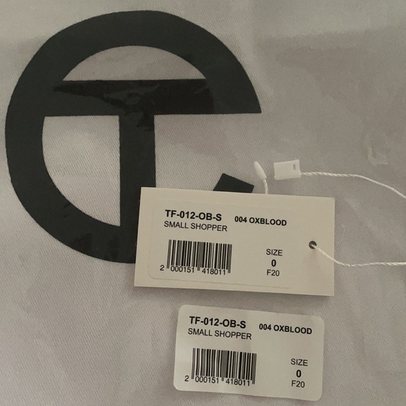 OxBlood Telfar SMALL - Picture 6 of 8